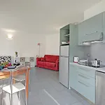 דירה Rosy & Onyx House With Shared Pool *